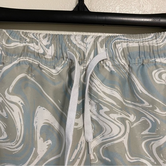Playboy By PacSun Swim Trunks Men’s Size Medium Marble Swim Short Trunks - Picture 4 of 15